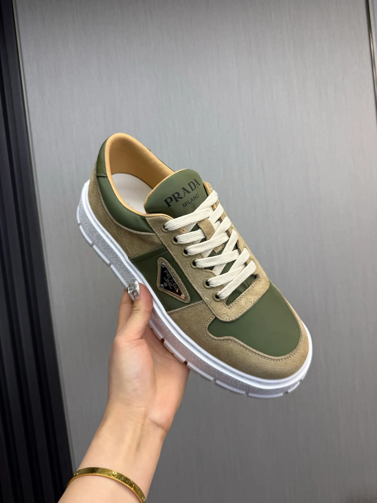 Men's shoes 💰620💰 [PRADA] Autumn and winter hot men's shoes are shipped 👏Official website synchronized ⬆️Original fly-woven cowhide fabric + cowhide lining, 1⃣️:1⃣️reproduction, original sole, 38-45 (45. Customized, non-refundable)